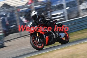 22 AP2-0045-044