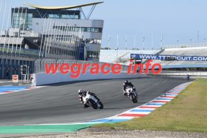 23 AS2-1009-047