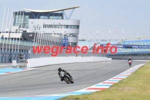24 AJ1-0841-003
