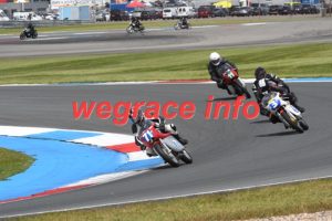 24 AJ4-0909-028