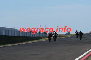 24 SE-1570-025