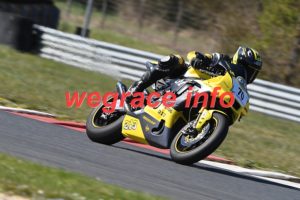 24 VV2-0740-201