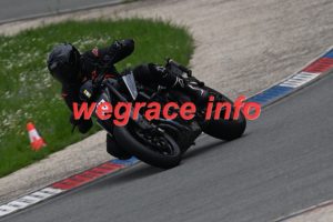 250502_1884_413-413