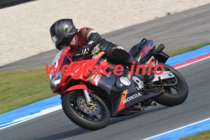 25AT1-0959-042