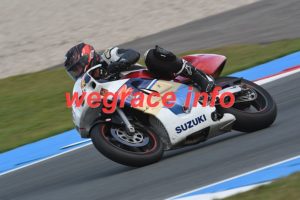 25AT1-1128-044