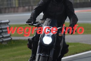 25AT1-1371-136