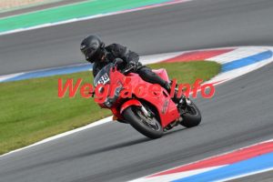 25AT3-1650-393