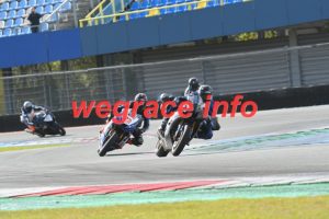 25AX2-1121-008