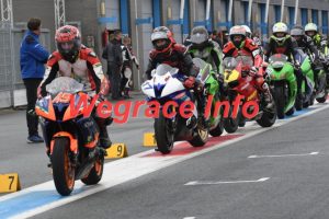 25AX3-0984-008