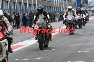 25AX3-1009-032