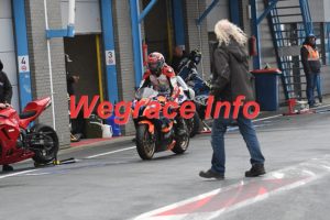 25AX3-1241-039