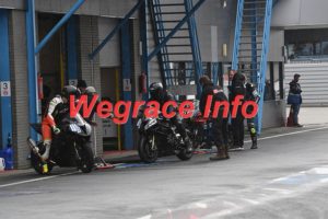 25AX3-1277-074