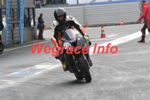 25AX3-1284-081