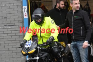 25AX3-1429-211