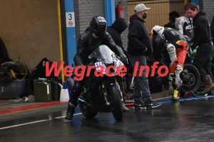 25AX3-1463-242
