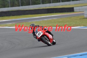 26AJ1-0929-037